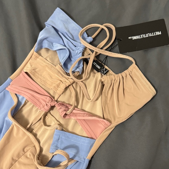 PrettyLittleThing Strapless Cream and Blue Jumpsuit - Picture 4 of 6